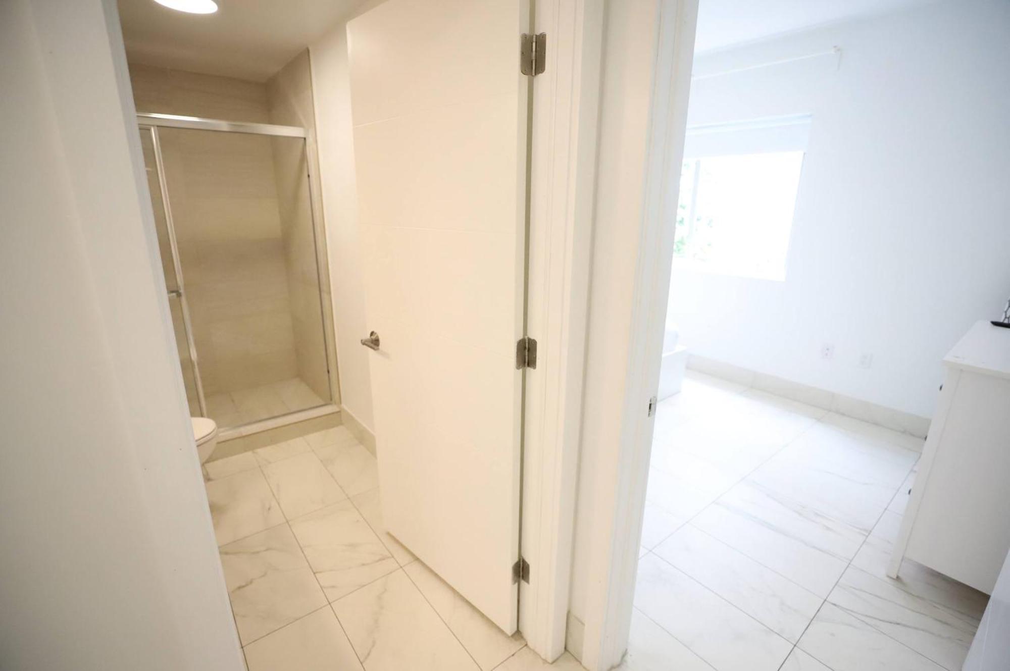 Family Friendly Condo Steps To Miami Beach With Free Parking Exterior photo